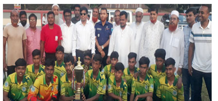 মির্জাপুরে ফুটবলে লতিফপুর ও সাঁতারে বিএনবি উচ্চ বিদ্যালয় চ্যাম্পিয়ন