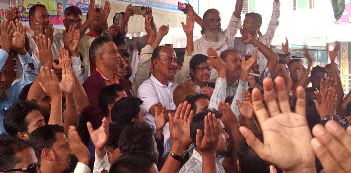 মির্জাপুরে পুলিশের কড়া নিরাপত্তায় বিএনপির সমাবেশ
