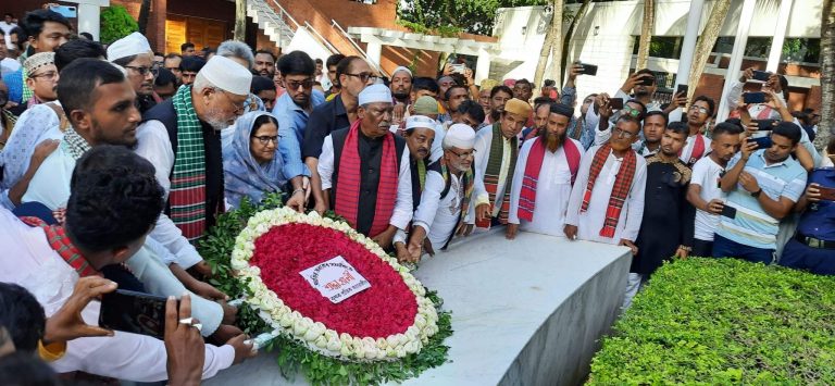 বঙ্গবন্ধু আওয়ামী লীগের নয় সারা বাংলাদেশের জাতির পিতা… বঙ্গবীর কাদের সিদ্দিকী